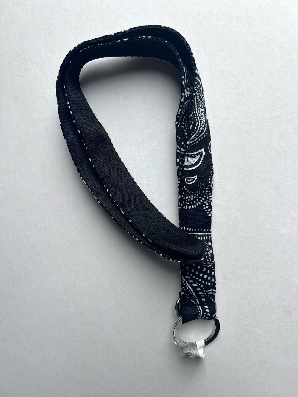 Vera Bradley Stellar Paisley Wide Lanyard NWT Key Holder Black & White